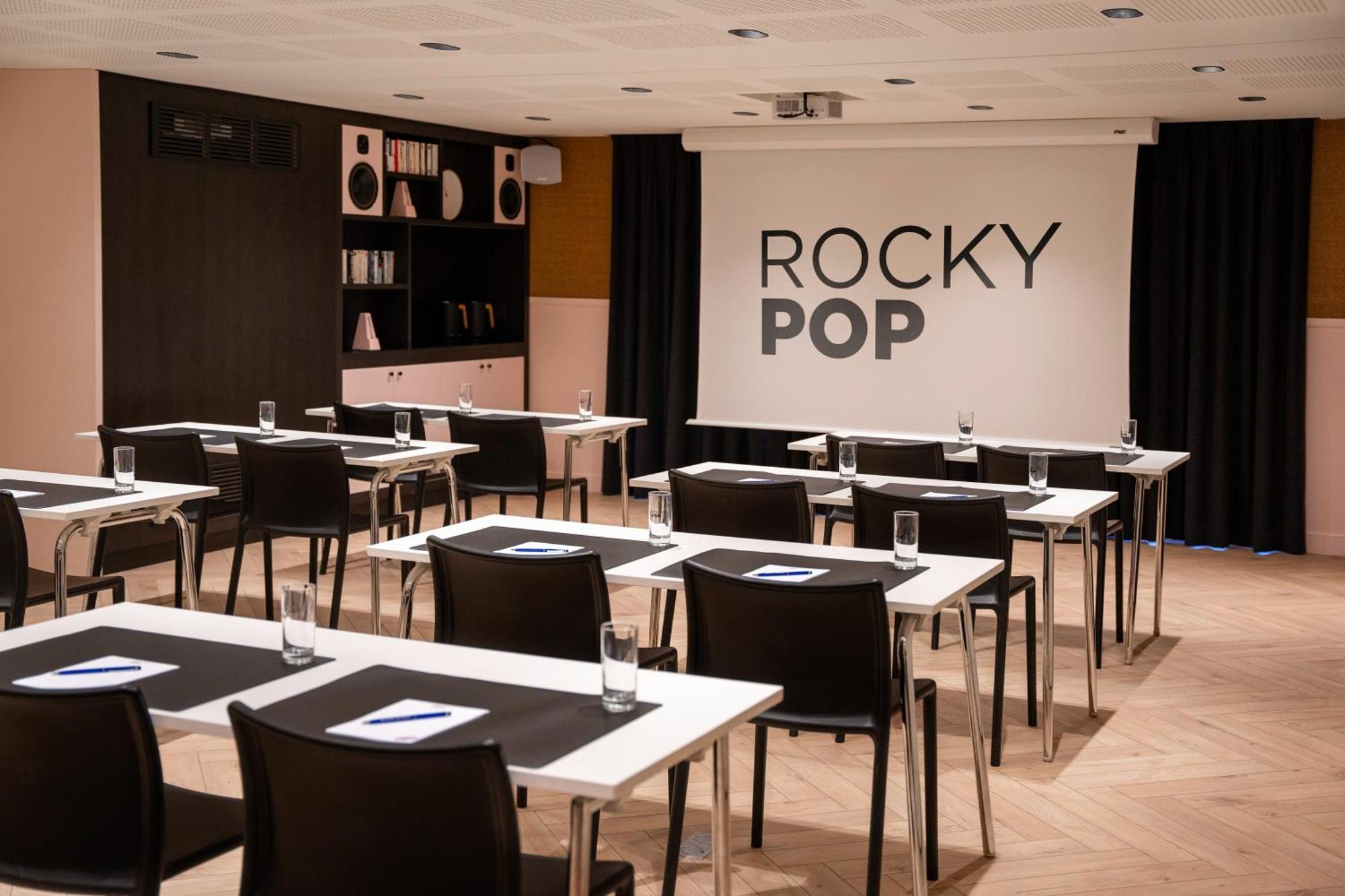 Rockypop Chamonix - Les Houches Hotel Exterior photo
